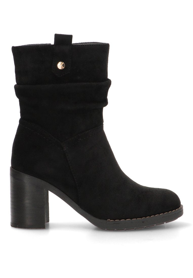 BOTIN ARRUGADO TACON MADERA SOFIA 01 11037 ETIKA MUJER NEGRO