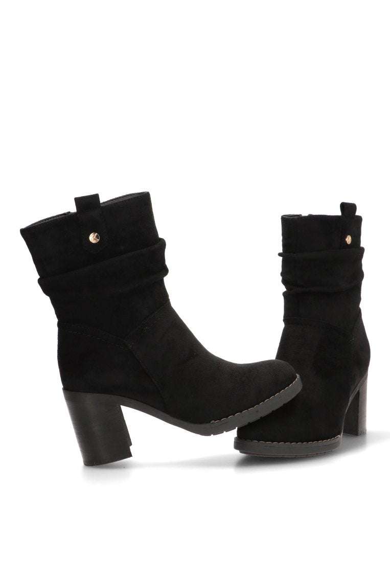 BOTIN ARRUGADO TACON MADERA SOFIA 01 11037 ETIKA MUJER NEGRO
