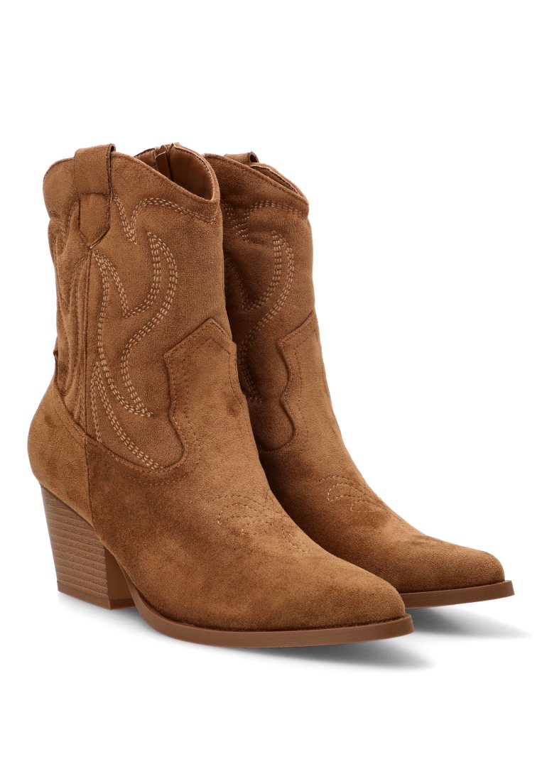 BOTIN CAMPERO PESPUNTES MARIE 110542 ETIKA MUJER CAMEL