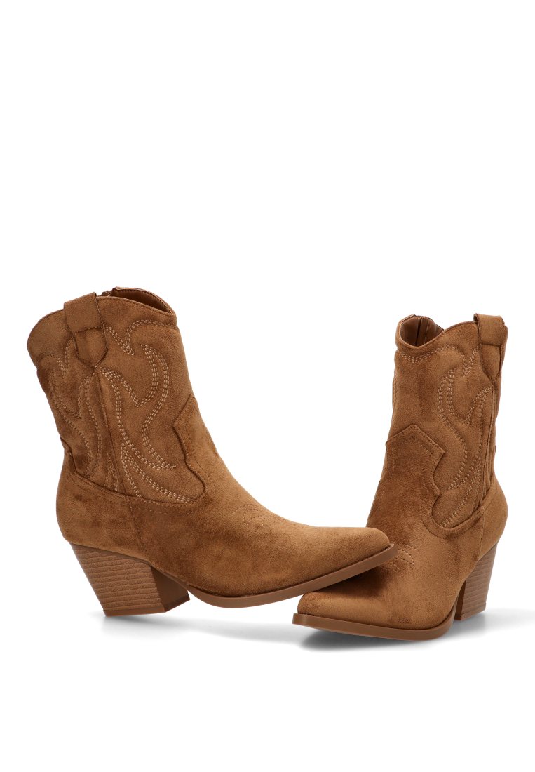 BOTIN CAMPERO PESPUNTES MARIE 110542 ETIKA MUJER CAMEL