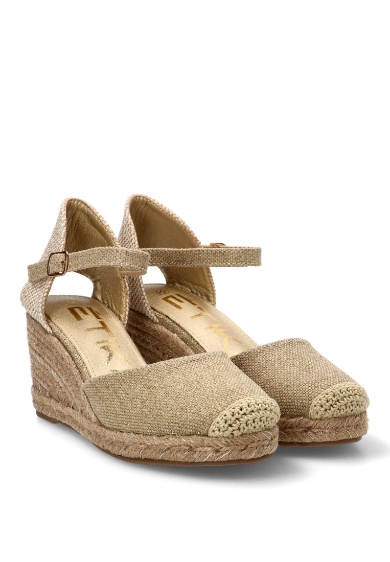 ESPARTEyA MINORKA 01 20045 ETIKA MUJER ORO