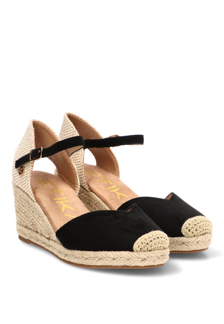 ESPARTEyA CON CUyA MEDIA LA REYA 20010 ETIKA MUJER NEGRO