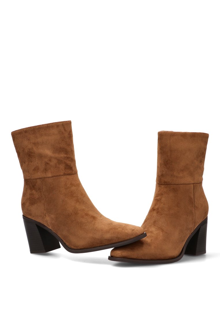 BOTIN CAMILLE 11040 ETIKA, MUJER CAMEL